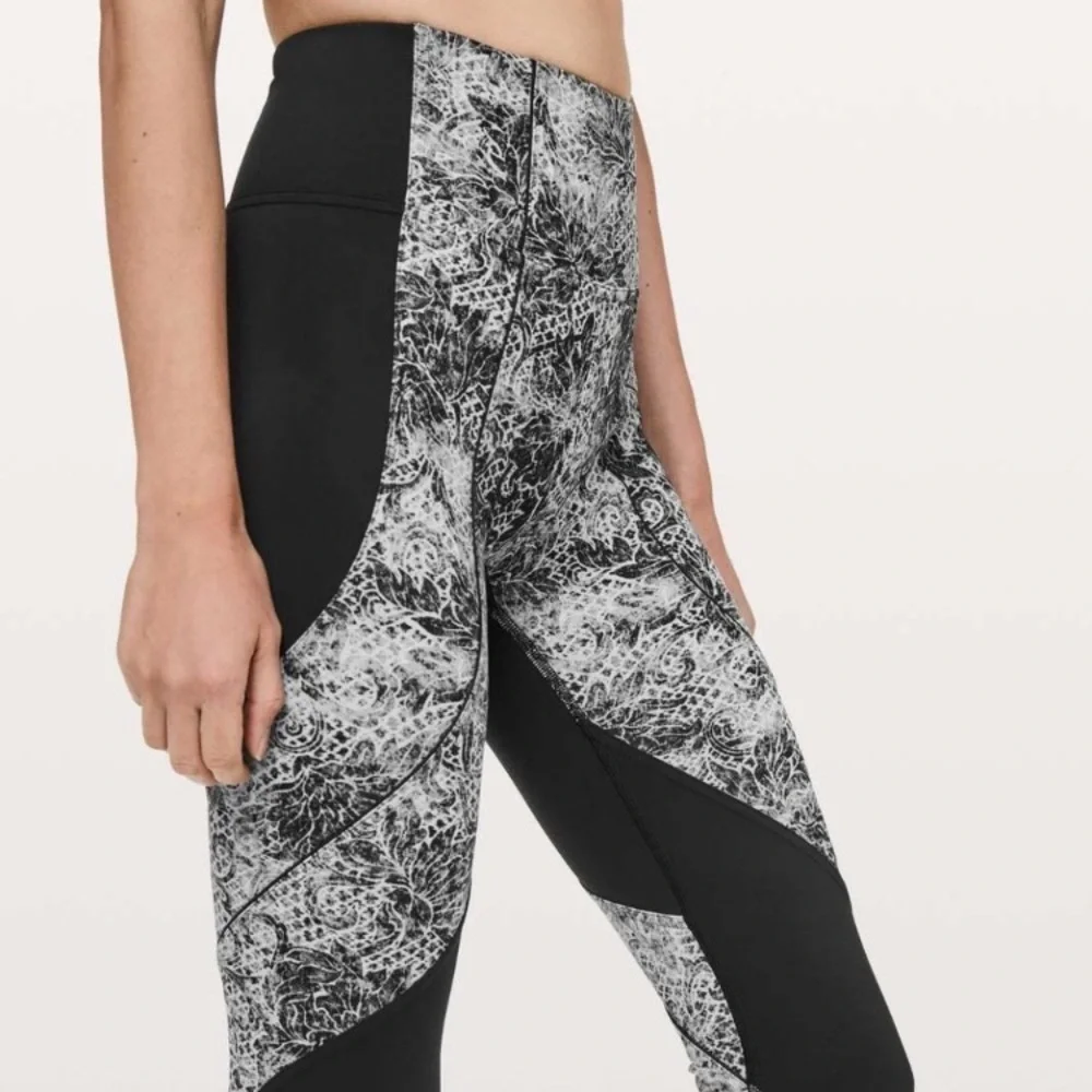 Lululemon Sweat & Repeat Tight High Rise Floral Serigraph Starlight Legging - Picture 4 of 7